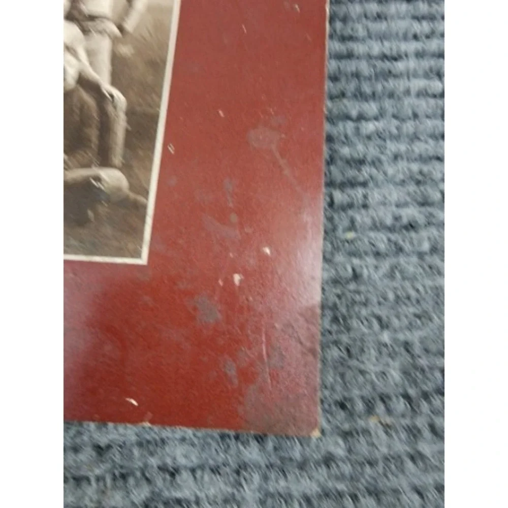 The Hogs Moments Remembered Arkansas Razorbacks Paperback Book‎